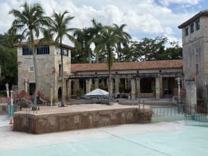 venetian pool hardhat